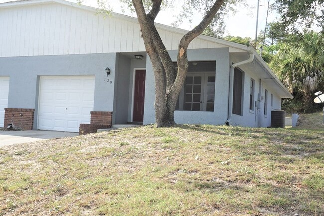 Foto del edificio - Clermont 2/2 Duplex with Lakeview