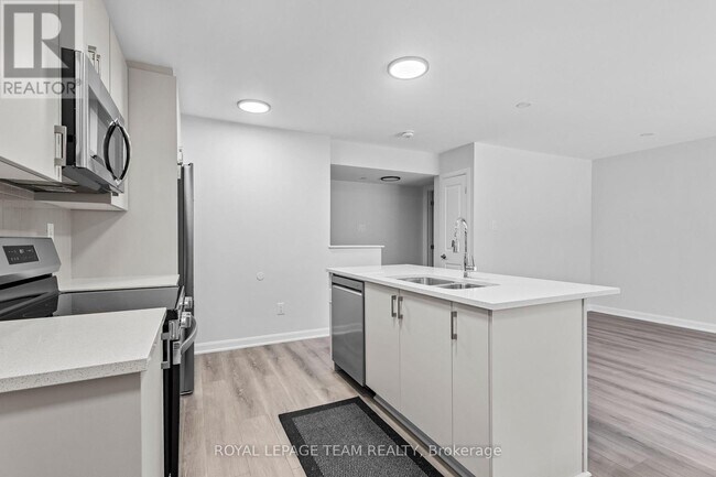 Building Photo - 301 Glenroy Gilbert Dr