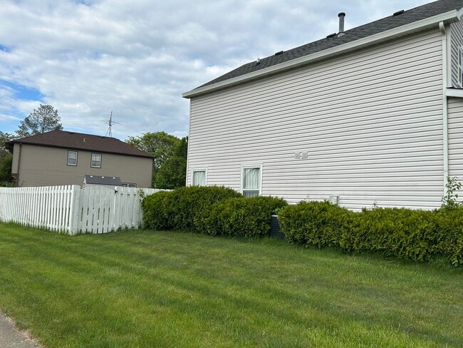Building Photo - 1312 Darlington Ct