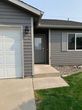 Building Photo - 606 Eastgate Dr