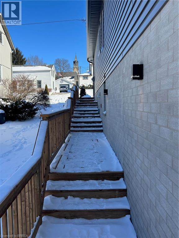 Photo du bâtiment - 72 Leamon St