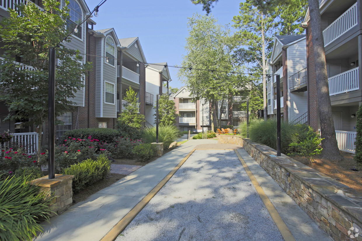 The Pointe at Lenox Park - 1900 N Druid Hills Rd NE, Brookhaven, GA  Apartments for Rent