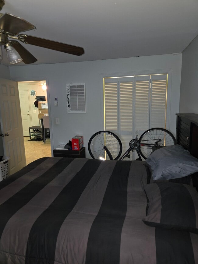 Bedroom - 56 Edgeworth St