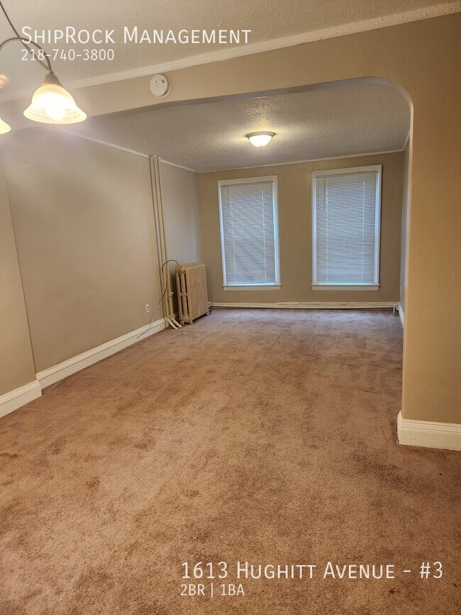 Foto del edificio - 1613 Hughitt Ave