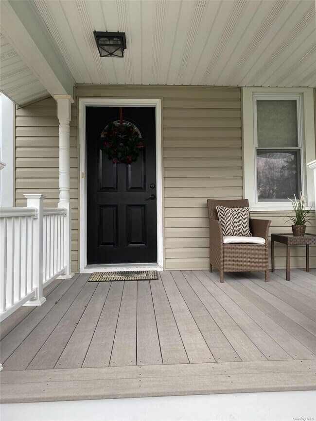 Building Photo - 5 Franklin Ave