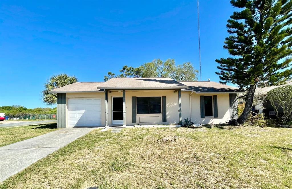 Foto principal - 2625 Narcissus Dr