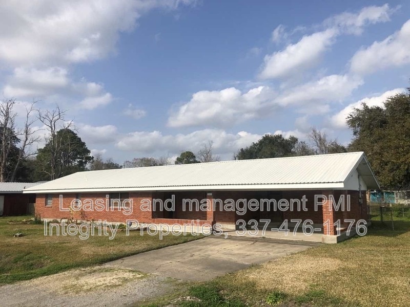 Primary Photo - 2809 S Curtis Dr