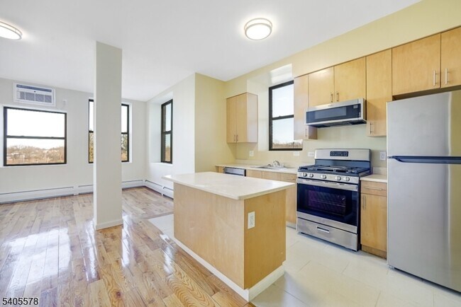 Foto del edificio - 520 Belleville Ave