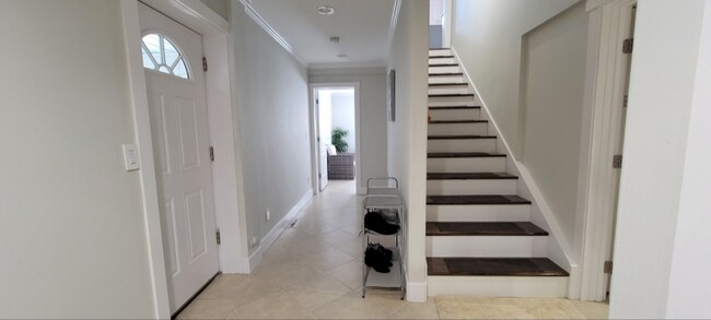 Foto del edificio - 5923 Lowell Rd