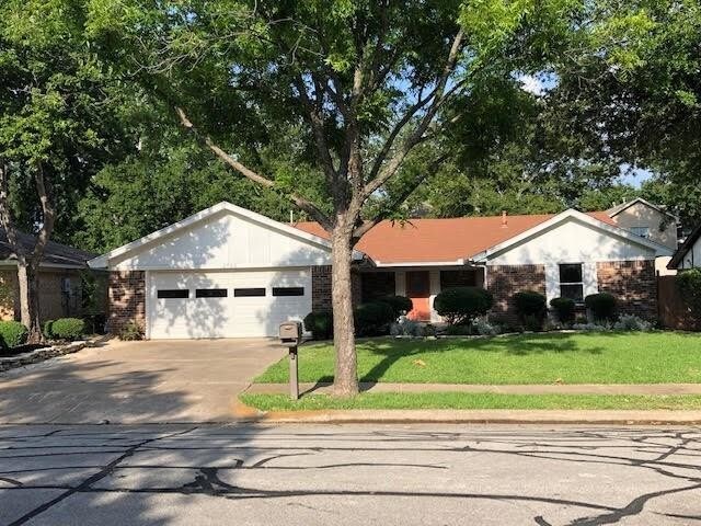 Primary Photo - 2708 Meadow Green