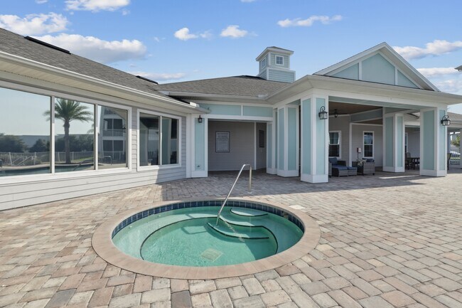 Foto del edificio - Century Lakehouse