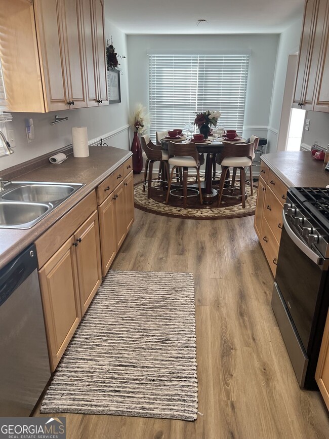 Building Photo - 638 Oberlochen Way