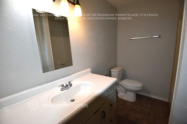 Foto del edificio - 3150 W Christy Dr