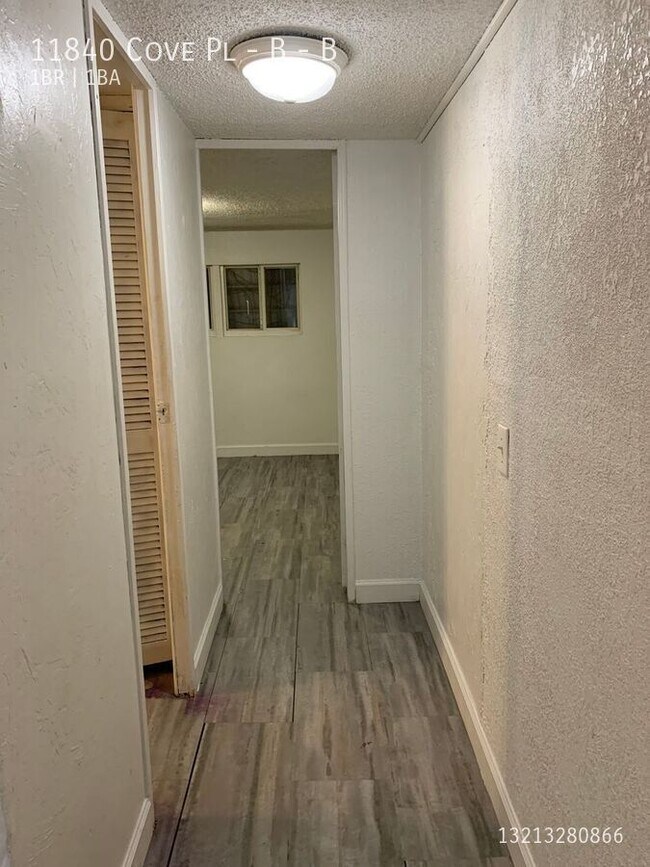 Foto del edificio - 11840 Cove Pl