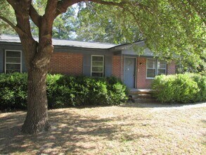 Building Photo - 374 Seminole Rd