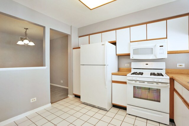 Foto del edificio - 620 Cobblestone Ct