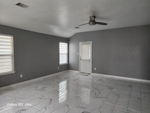 Building Photo - 21007 Whitehaven Bluff Trail