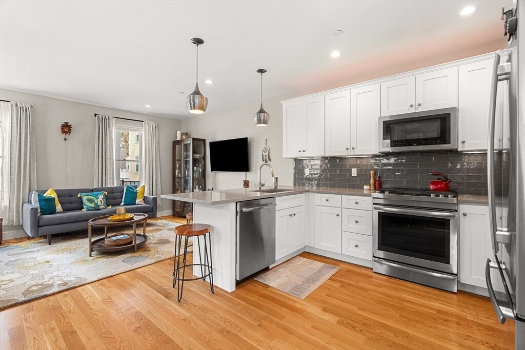 Foto principal - 178 Thornton St