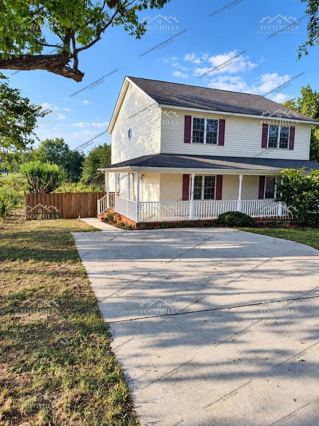 Building Photo - 107A Cypress Run