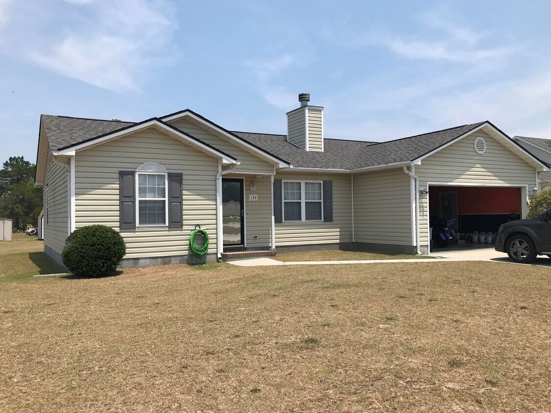 Foto principal - Well Maintained 3 bedroom 2 bathroom Richl...