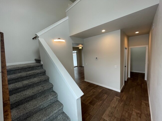 Foto del edificio - 618 S Chronicle Rd