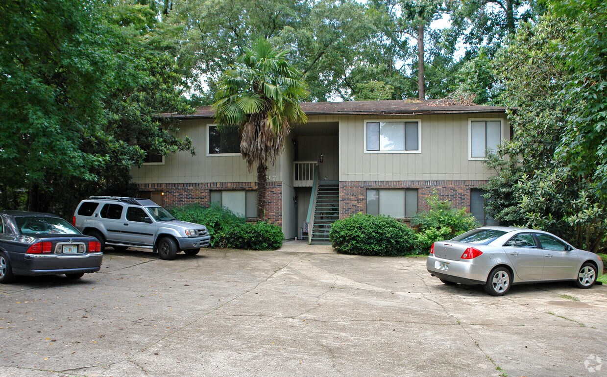 Primary Photo - 617 Chicopee Ct
