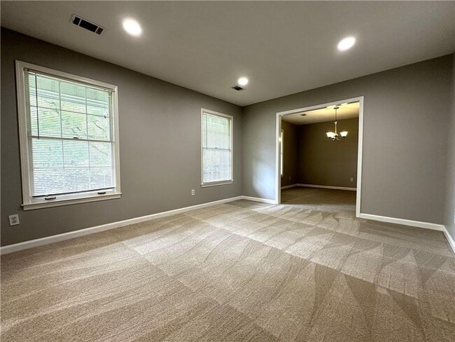 Building Photo - 3559 Ulster Ln NE