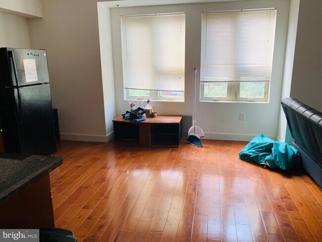 Foto del edificio - 315 N 11th St