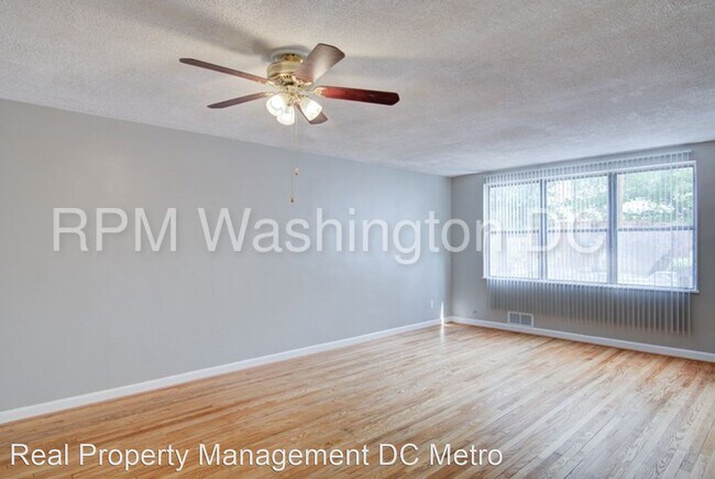 Foto del edificio - 3 br, 1.5 bath House - 6112 Eastern Ave, NE
