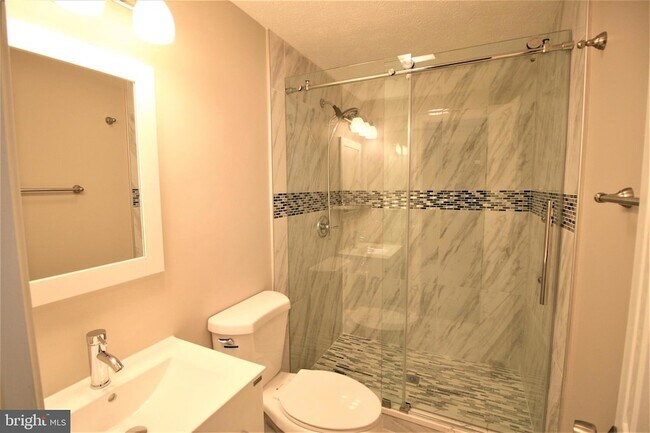 Foto del edificio - 507 Smoketree Ct