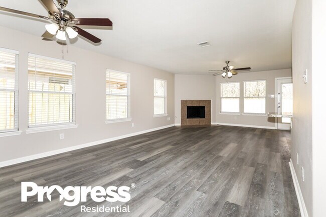 Foto del edificio - 18456 Sunrise Oaks Ct