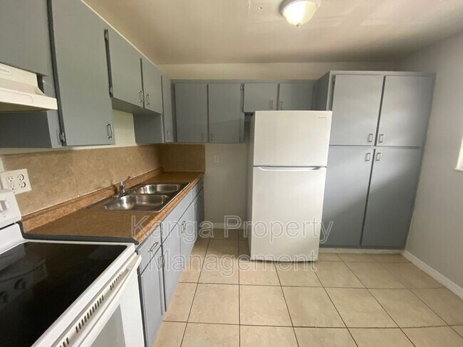 Photo - 3208 Louisiana Ave Apartment