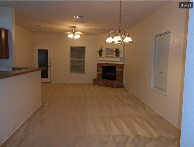 Building Photo - Charming 3-Bed, 3-Bath Home with Fireplace...