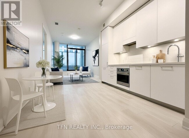 Building Photo - 33 Frederick Todd Wy