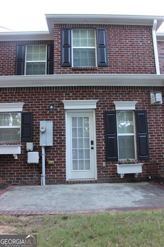 Foto del edificio - 5630 Lawley Rd