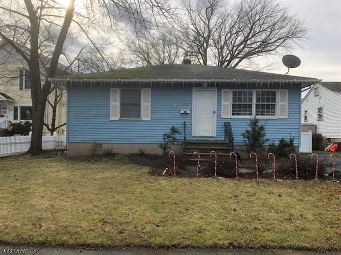 Primary Photo - 122 Walnut Ave