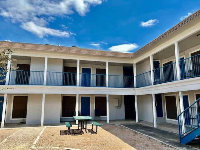 Foto del edificio - 4709 Harmon Ave