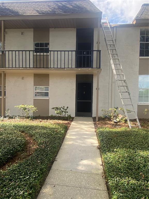 Foto principal - 809 Russell Ln