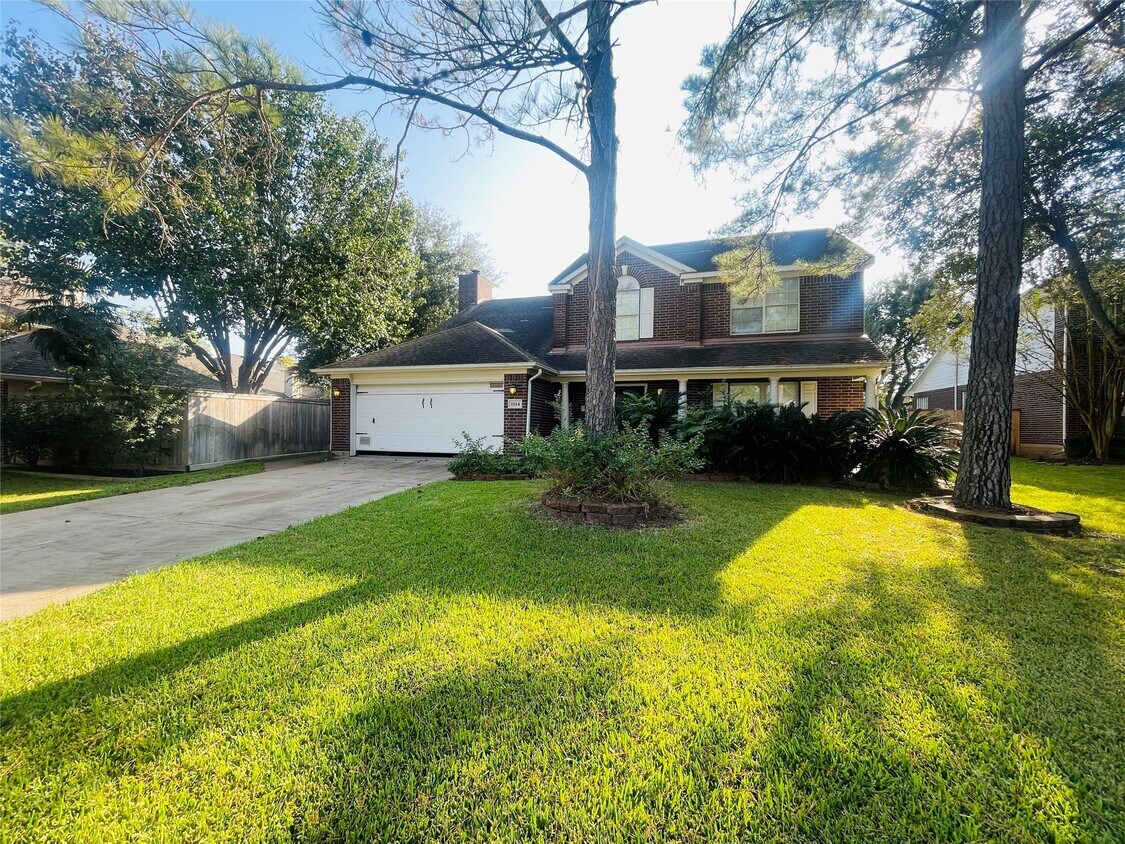 Foto principal - 1114 Knoll Crest Ct