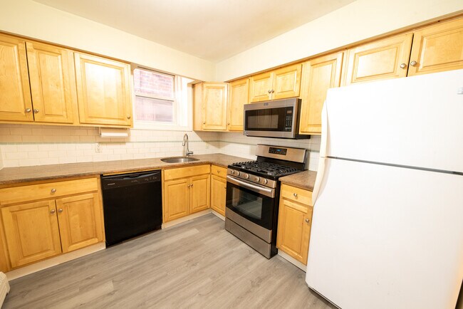 Photo - 412 Walker St Apartment