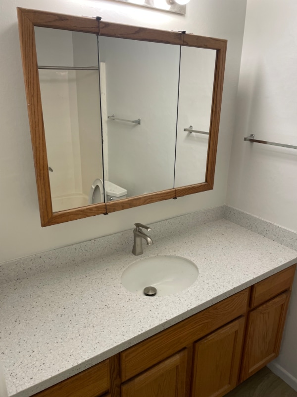 Foto del edificio - 2088 NW Hickory Ln