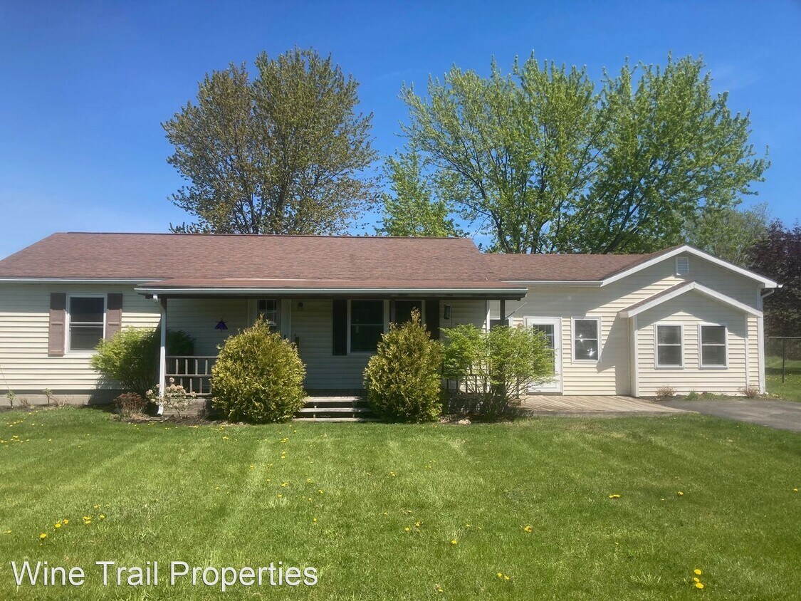 Primary Photo - 3 br, 2 bath House - 3368 County Road 22