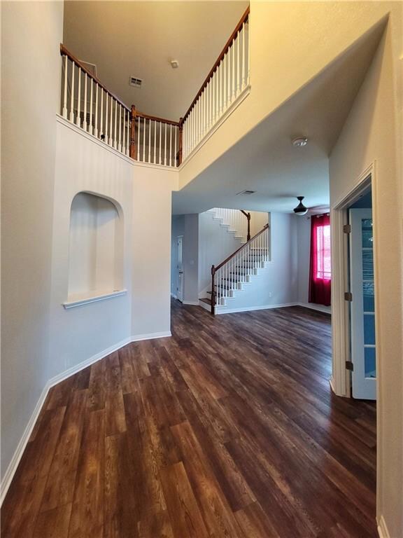 Building Photo - 4601 Rolling Water Dr