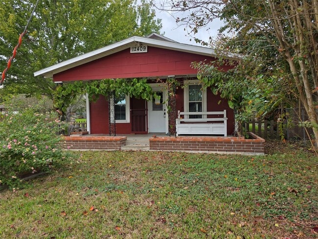 Building Photo - 12409 Dumas St