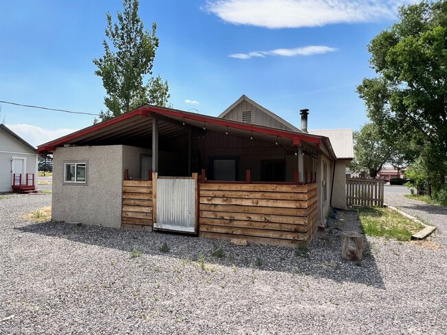 Foto del edificio - 2 br, 1 bath House - 300 South Mountain Av...