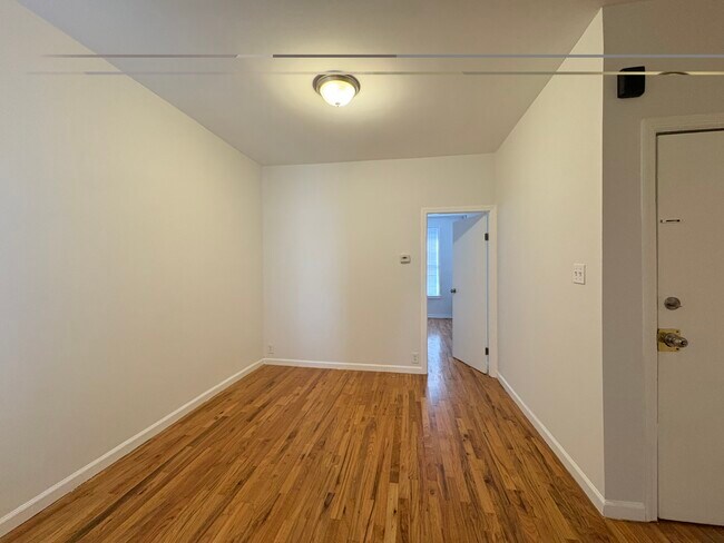 Foto del edificio - 400 Woodlawn Ave