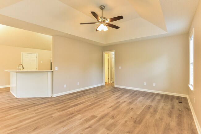 Foto del edificio - 5115 Mountain Breeze Ct