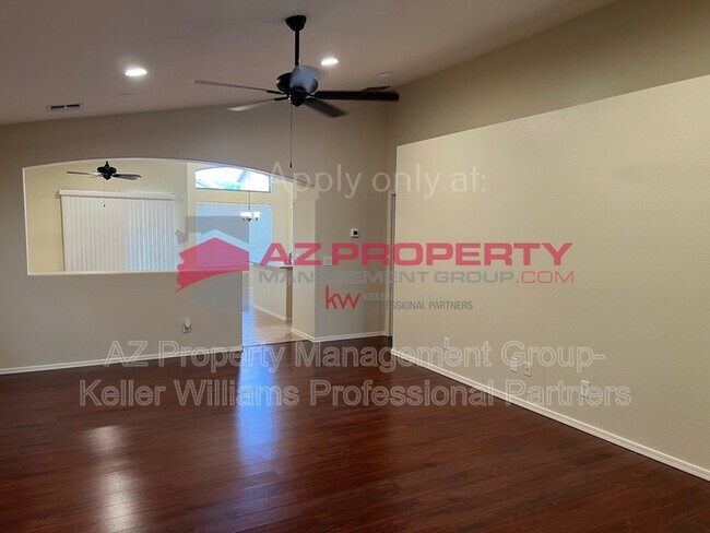 Foto del edificio - 13718 W Berridge Ln