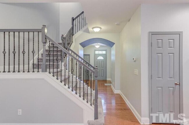 Building Photo - 520 Camden Yards Way