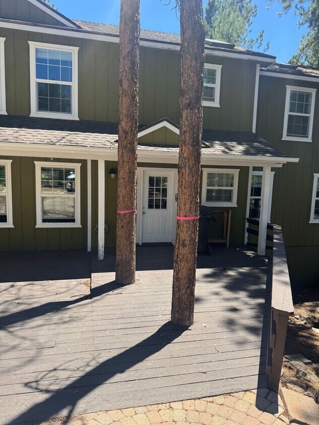 Foto principal - Spacious University Heights Home at the En...